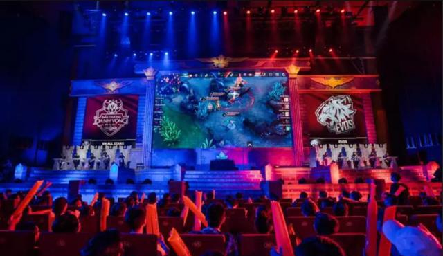 正是骆建贤 正是骆建贤